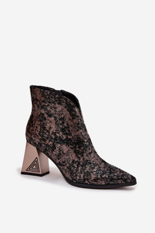 Āda Sieviešu puszābaki D&A CR52-679 melnas krāsas Āda Sieviešu puszābaki D&A CR52-679 melnas krāsas