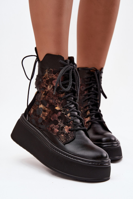 Āda Sieviešu puszābaki ar platformu Tā irciejka 07086-01 melnas krāsas Āda Sieviešu puszābaki ar platformu Tā irciejka 07086-01 melnas krāsas