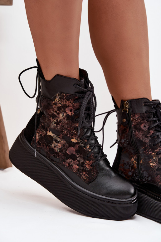 Āda Sieviešu puszābaki ar platformu Tā irciejka 07086-01 melnas krāsas Āda Sieviešu puszābaki ar platformu Tā irciejka 07086-01 melnas krāsas