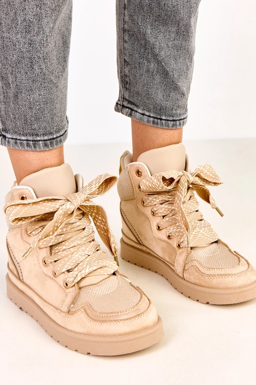 Smilšu augstie sporta apavi ar...