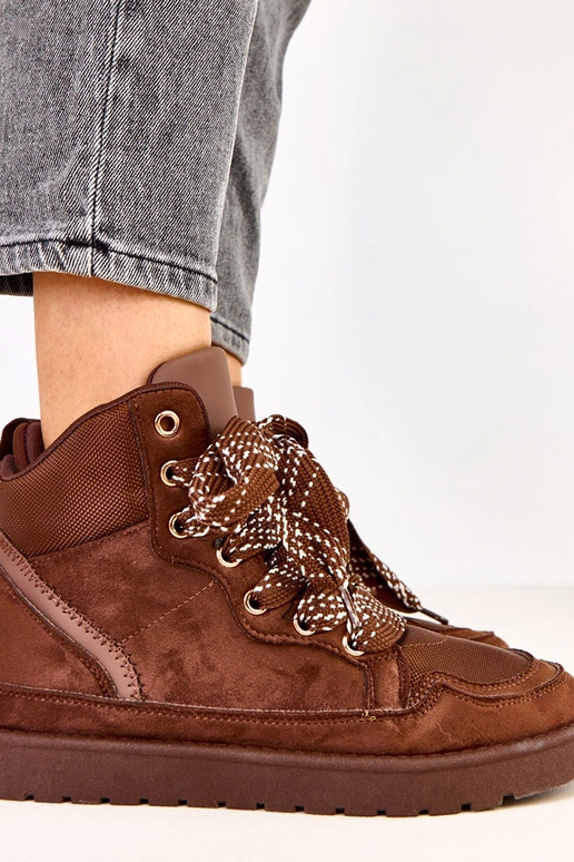 Brūnie augstie sporta apavi ar...