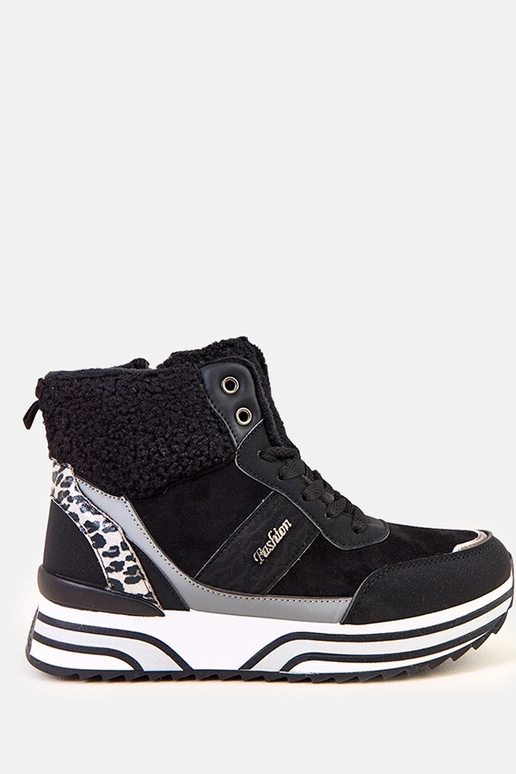 Melnās augstās siltās sporta kurpes...