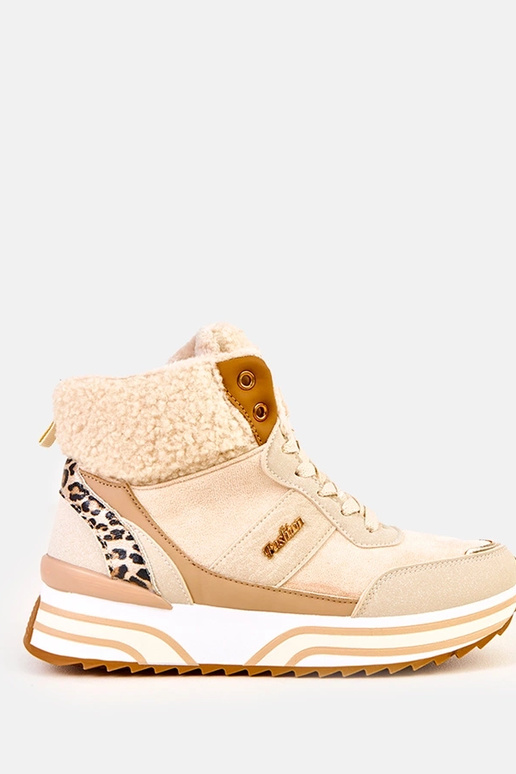 Smilšu augstās siltās sporta kurpes...