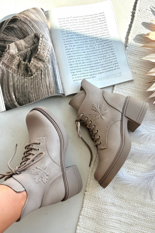 Sieviešu dabīgas ādas zābaki ar platformām, siltināti, Vinceza 39950 smilšu krāsā