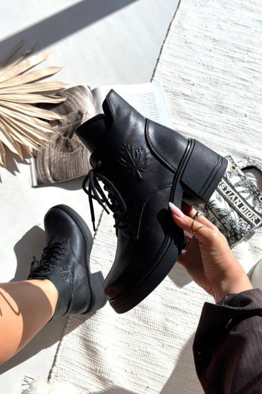 Sieviešu dabīgas ādas zābaki ar platformām, siltināti, Vinceza 39950 melnā krāsā