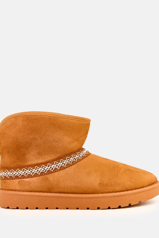 Karamelīgas zemas sniega zābaciņas no...