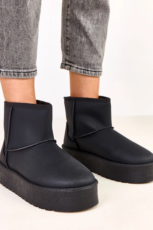 Melnas zemas sniega zābaciņas ar...