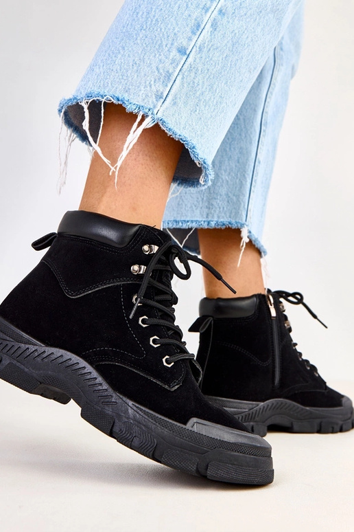 Eliada melnās sieviešu mākslīgās...