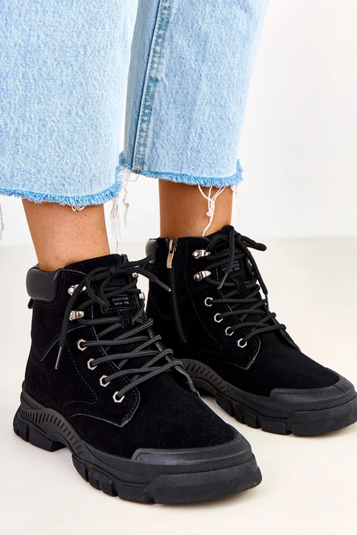 Eliada melnās sieviešu mākslīgās...