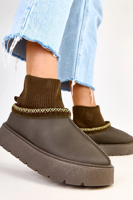 Melary zaļi sniega zābaki ar zeķes...