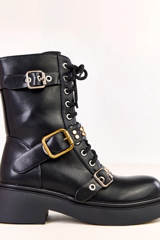 Melni sieviešu ikru zābaki, dekorēti...