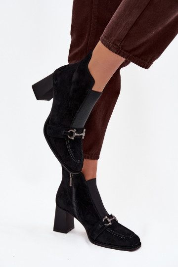 Sieviešu puszābakiIeslēgtsturalnego zamšādasu ar papēdi Artiker 57C0124 melnas krāsas