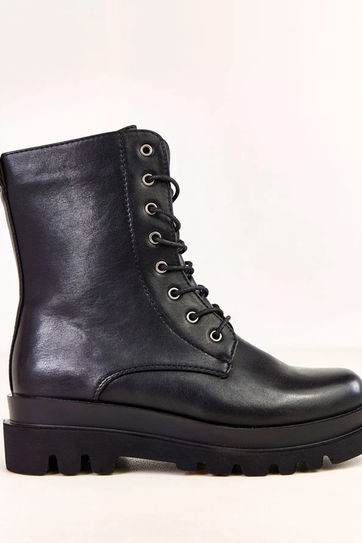 Melnas klasiskas sieviešu pārgājienu...