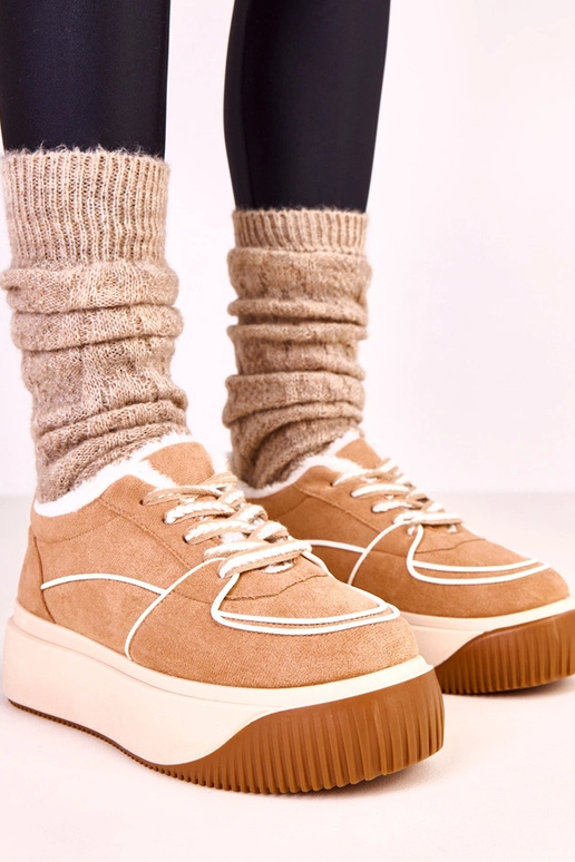 Brūni siltas sporta apavi uz...