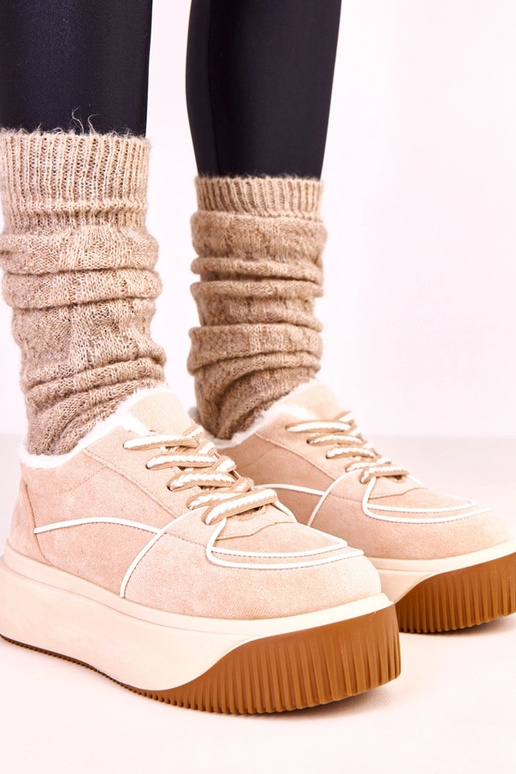 Smilškrāsas siltas sporta apavi uz...