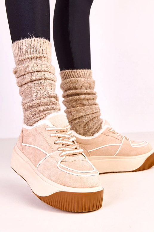 Smilškrāsas siltas sporta apavi uz...