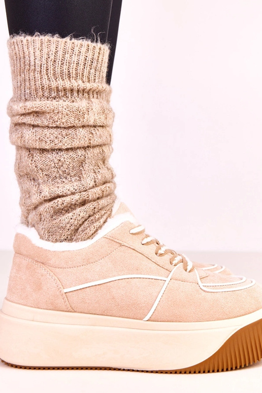 Smilškrāsas siltas sporta apavi uz...