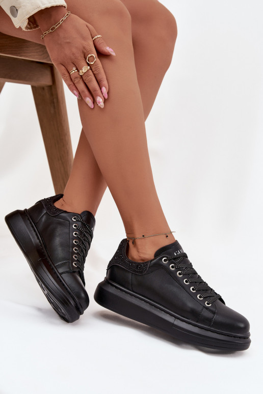 Sieviešu sporta apavi no dabiskās ādas GOE OO2N4004 melnā krāsā