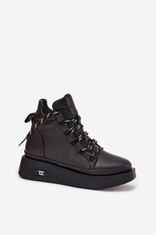 Ādas sieviešu zābaki ar platformu, siltināti, Artiker 55C0809 melnā krāsā