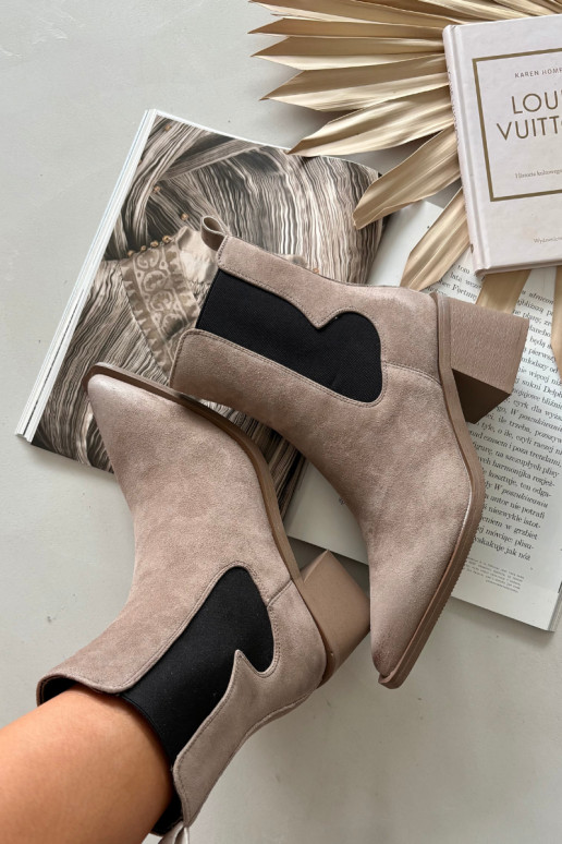 Ādas zamšādas zābaki ar siltinājumu iekšpusē Artiker 57C0045 smilšu krāsā