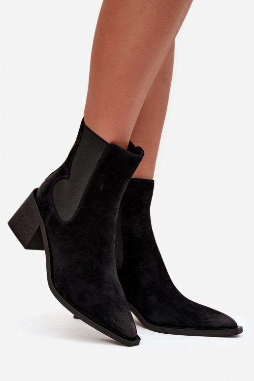 Ādas zamšādas zābaki ar siltinājumu iekšpusē Artiker 57C0049 melnā krāsā