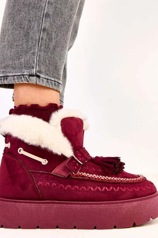 Bordo sniega zābaki uz platformas ar...