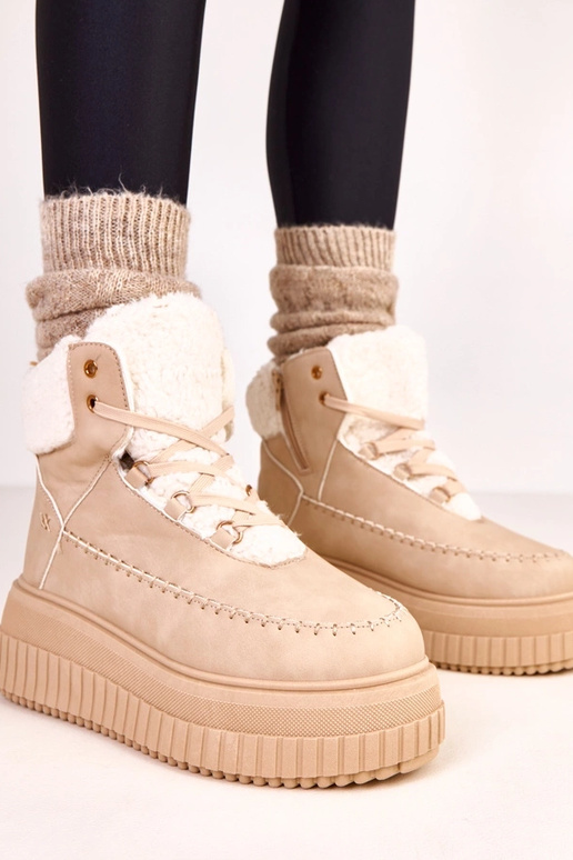 Brūni siltie sporta zābaki uz...