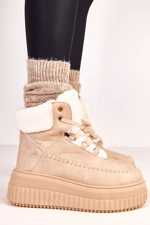 Brūni siltie sporta zābaki uz...