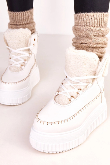 Balti siltie sporta zābaki... 2