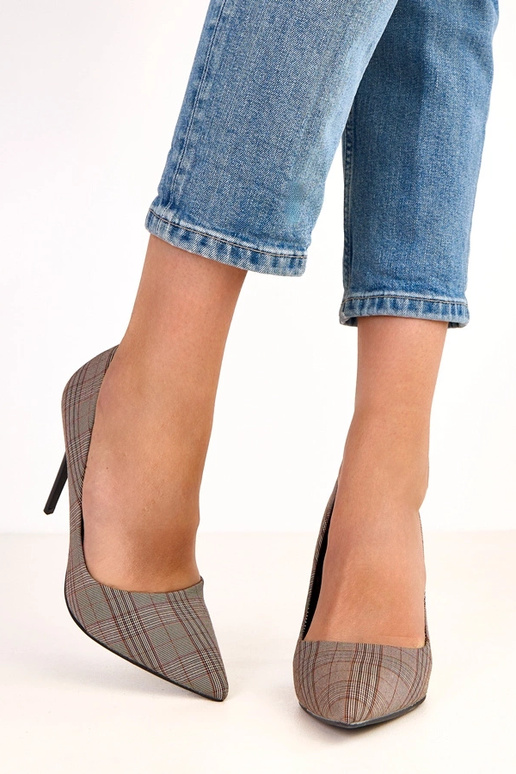 Pelēki rūtiņoti augstpapēžu zābaki Paula Pelēki rūtiņoti augstpapēžu zābaki Paula