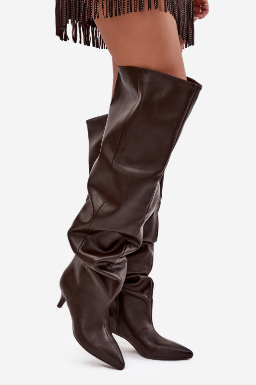 Iespraužami sieviešu augstie zābaki ar plāniem papēžiem šokolādes krāsā Ysolienne