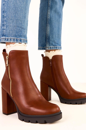 Brūni zābaki uz bieza...