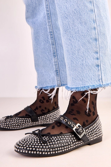 Melnu krāsu Mylie...