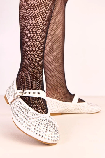 Baltas balerīnas rotātas ar... 2