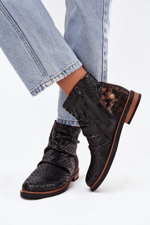 Āda Sieviešu puszābaki Ar ažūra rakstu Tā irciejka 05922-01 melnas krāsas Āda Sieviešu puszābaki Ar ažūra rakstu Tā irciejka 05922-01 melnas krāsas