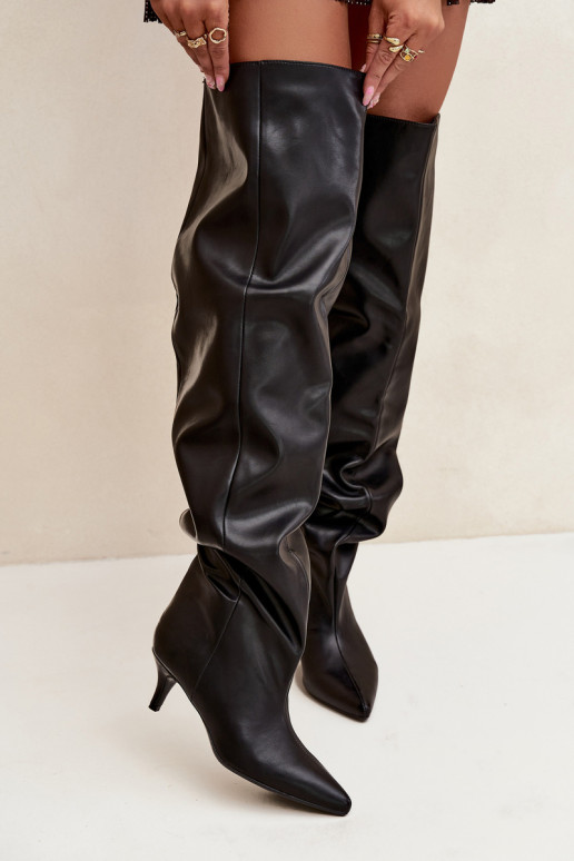 Iespraužami sieviešu augstie zābaki ar plāniem papēžiem melnā krāsā Ysolienne Iespraužami sieviešu augstie zābaki ar plāniem papēžiem melnā krāsā Ysolienne