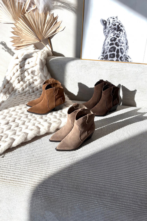 Ievilktie cowboy stila sieviešu zābaciņi no dabīgā zamša Beretta šokolādes krāsā