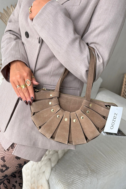 SomaIeslēgtsturalnego zamšādasu ziloņkaula krāsas Tā irrivane