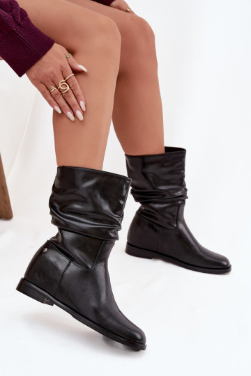 Tai turiciejka K7211-01 melna ādas sieviešu zābaki ar volāniem, siltināti
