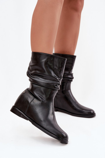 Tai turiciejka K7211-01 melna ādas sieviešu zābaki ar volāniem, siltināti 2