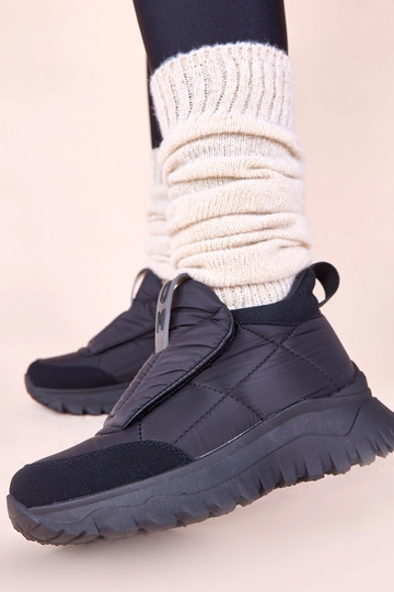 Melnas sieviešu sniega... 2