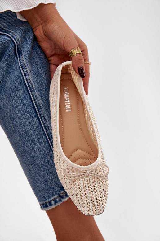 Balerīnas Ar bizi I Kokardką Ecru Belirra