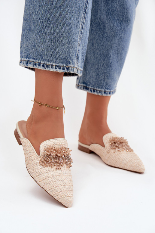 sieviešu čības ar ornamentiem smilšu krāsas Katrine