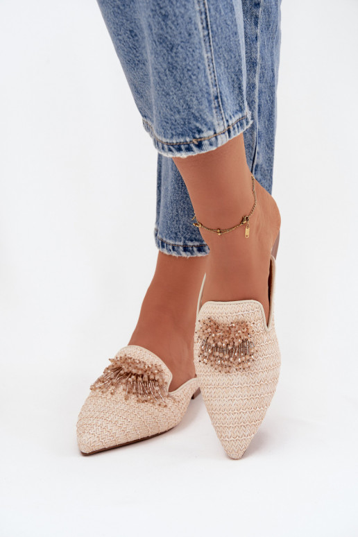 sieviešu čības ar ornamentiem smilšu krāsas Katrine