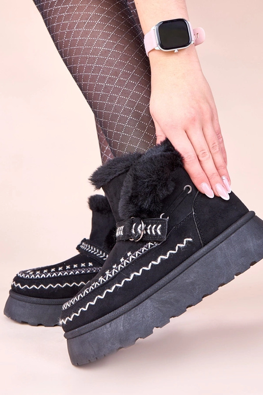 Melni sniega apavi ar dekoratīvām...