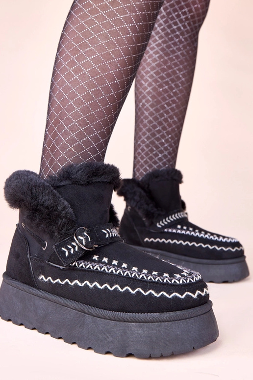 Melni sniega apavi ar dekoratīvām...