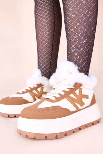 Brūni ar vilnu pamatoti...