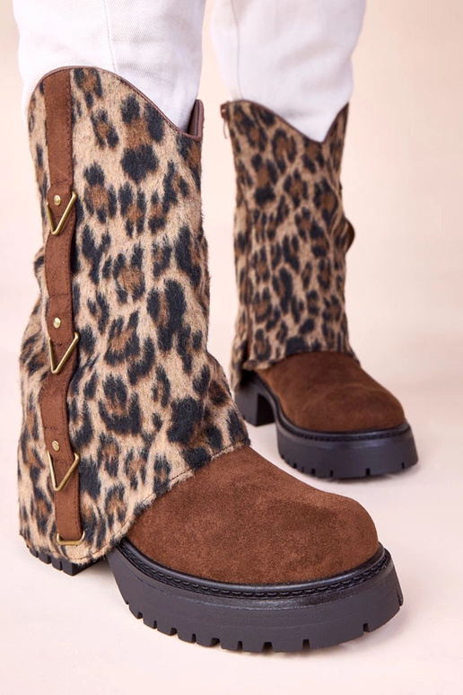 Brūni zābaki ar tīģera raksta apvītu...