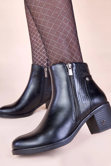 Melni zābaki uz papēža ar... 2