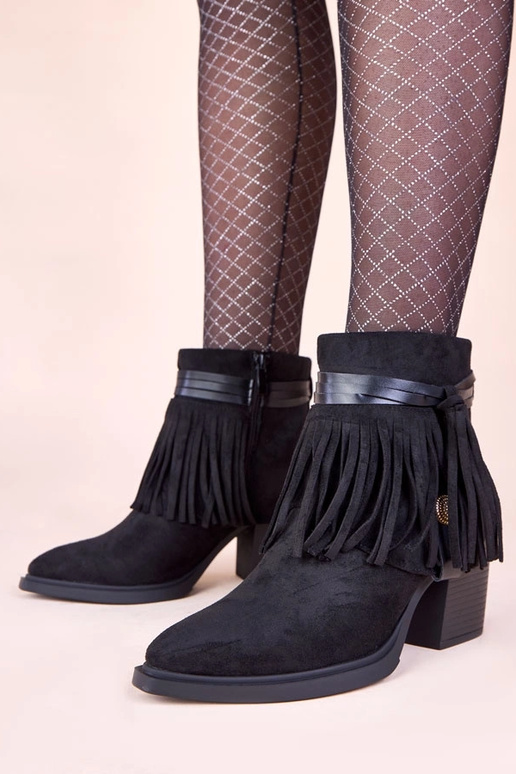 Melni zābaki uz papēža ar pušķiem Mulan